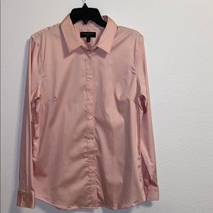Banana Republic Tailored fit pink button up. Sz:12